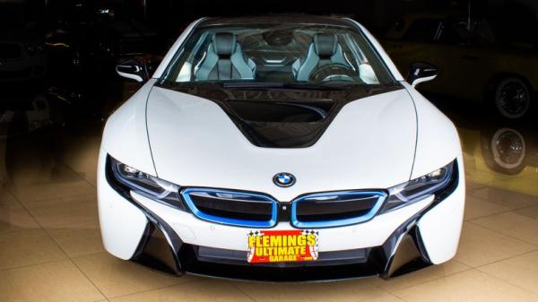 2015 BMW i8 