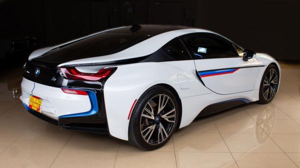 2015 BMW i8 