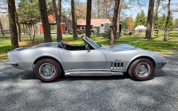 1969 Chevrolet Corvette Stingray - SOLD!! 2 Top Roadster!