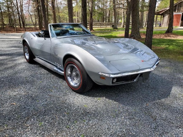 1969 Chevrolet Corvette Stingray - SOLD!! 2 Top Roadster!