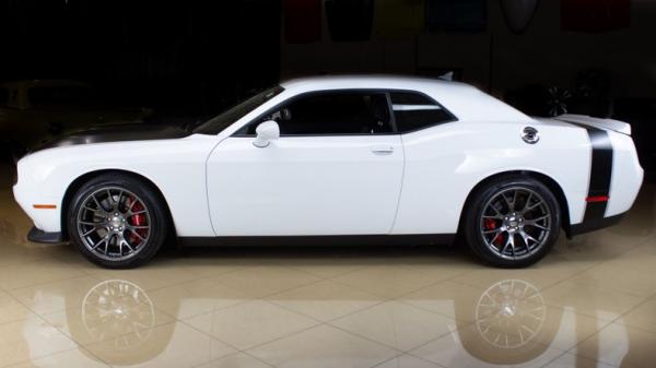 2016 Dodge Challenger SRT 392 