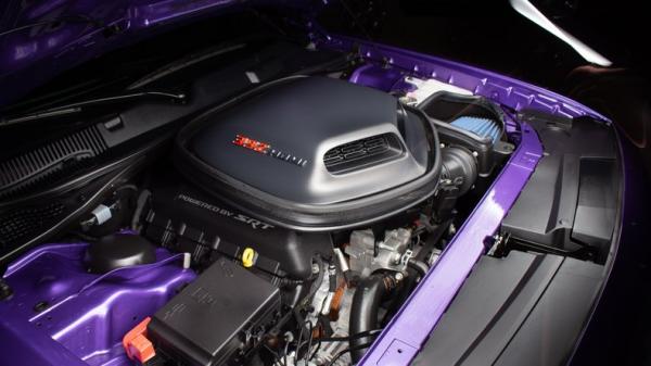 2016 Dodge Challenger 392 HEMI Scat Pack Shaker 