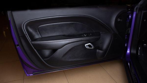 2016 Dodge Challenger 392 HEMI Scat Pack Shaker 