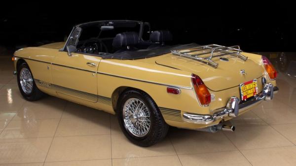 1973 MG B Roadster 