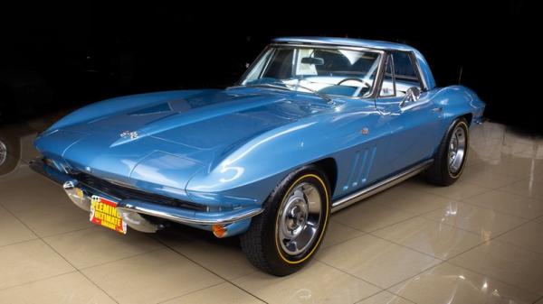 1965 Chevrolet Corvette Stingray 