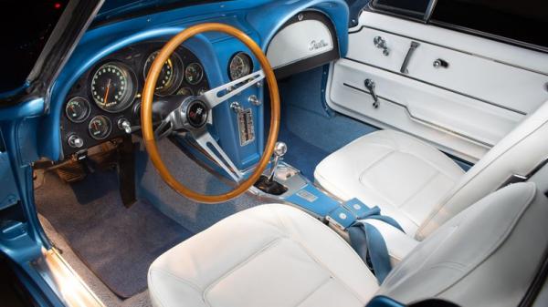 1965 Chevrolet Corvette Stingray 