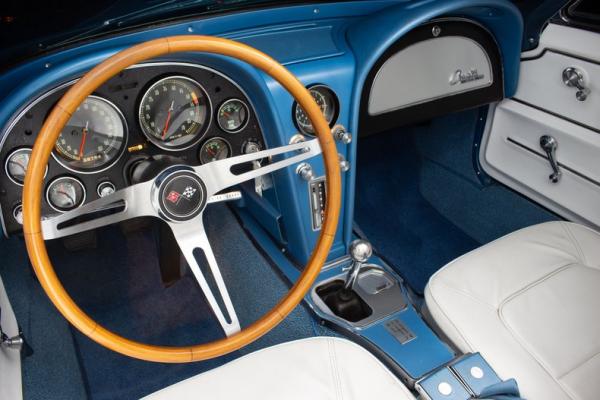 1965 Chevrolet Corvette Stingray 