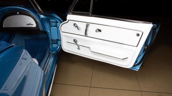 1965 Chevrolet Corvette Stingray 
