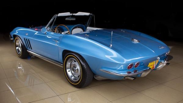 1965 Chevrolet Corvette Stingray 