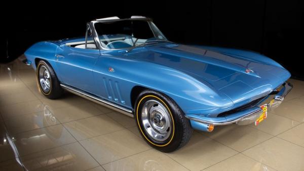 1965 Chevrolet Corvette Stingray 