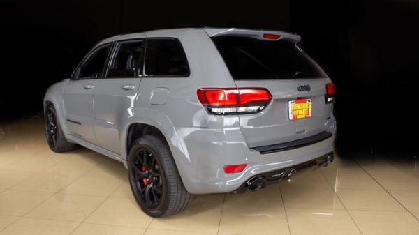 2020 Jeep Grand Cherokee SRT 