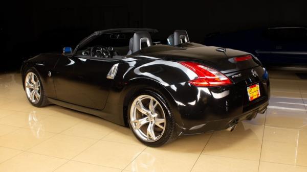 2010 Nissan 370Z Touring Convertible 