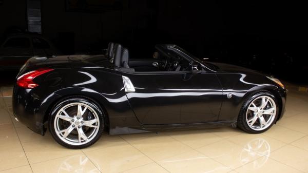 2010 Nissan 370Z Touring Convertible 