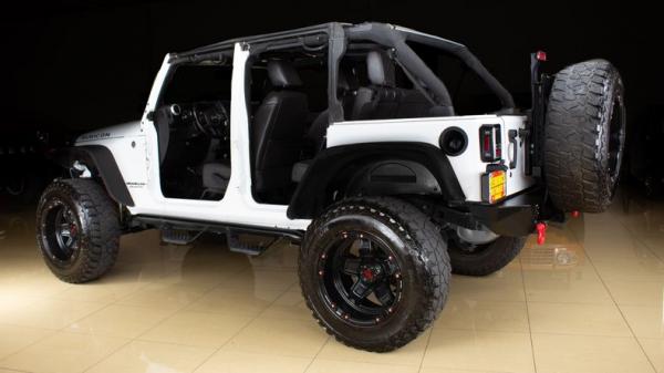 2015 Jeep RUBICON UNLIMITED CUSTOM 