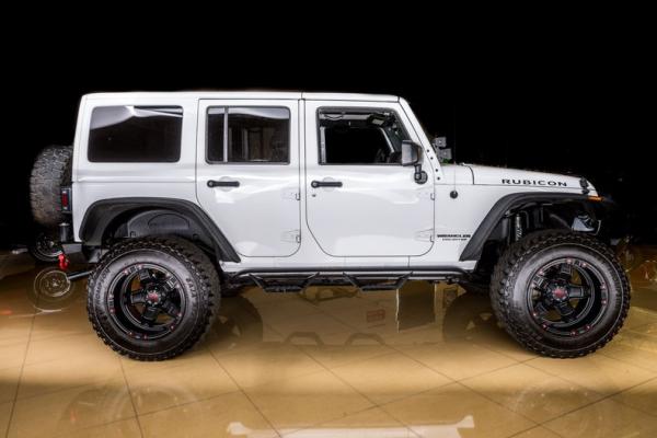 2015 Jeep RUBICON UNLIMITED CUSTOM 