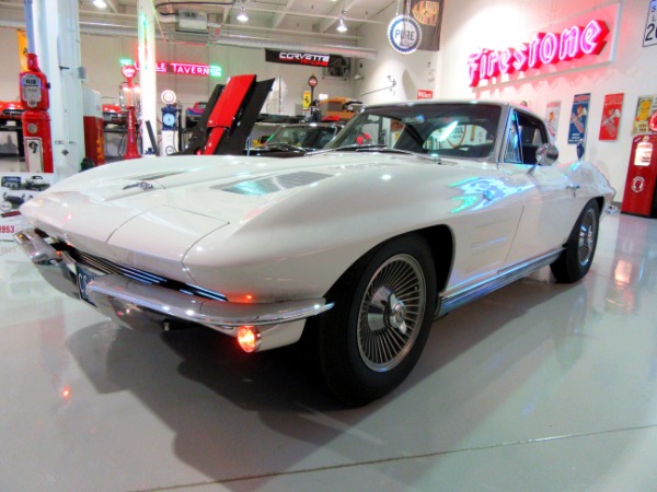 1963 Chevrolet Corvette Stingray Top Flight Split Window Rare!