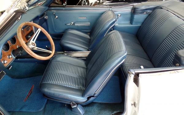 1966 Pontiac GTO Tri-Power