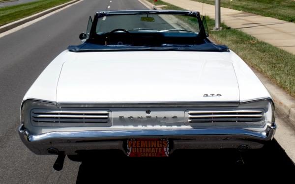1966 Pontiac GTO Tri-Power