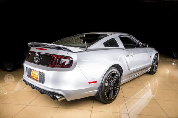 2013 Ford Mustang GT California Special 