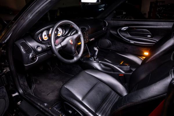 2003 Porsche 911 C4 Cabriolet 