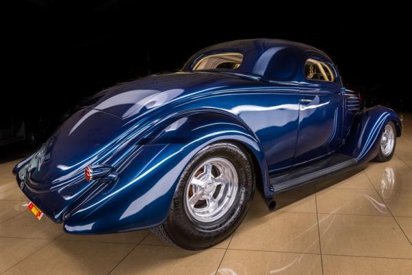 1935 Ford 3-window coupe Street rod 