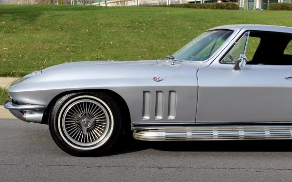 1965 Chevrolet Corvette 