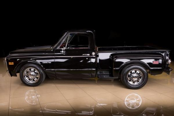 1970 Chevrolet C10 Stepside pickup 