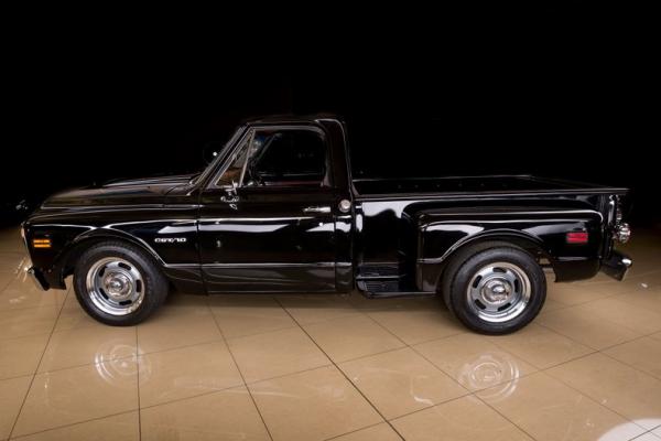 1970 Chevrolet C10 Stepside pickup 