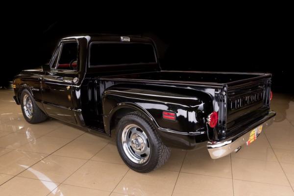 1970 Chevrolet C10 Stepside pickup 
