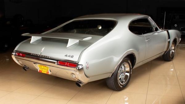 1968 Oldsmobile Cutlass 442 