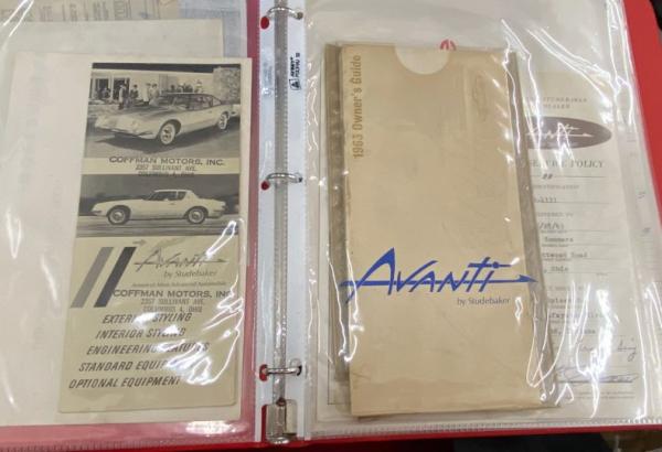 1963 Studebaker Avanti 