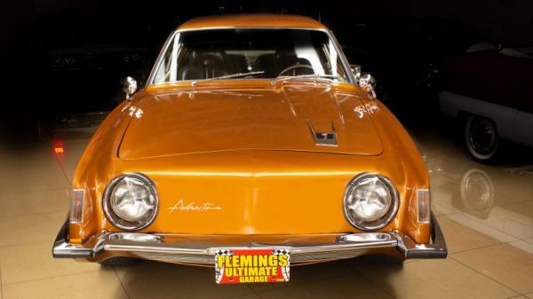 1963 Studebaker Avanti 