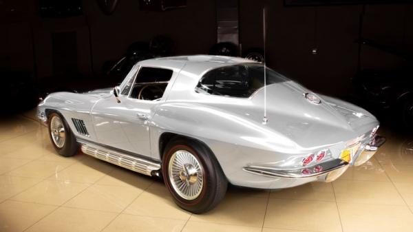 1967 Chevrolet Corvette coupe 
