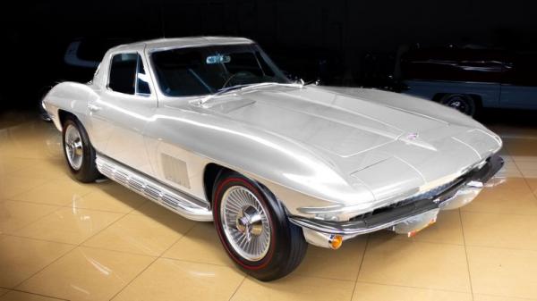 1967 Chevrolet Corvette coupe 