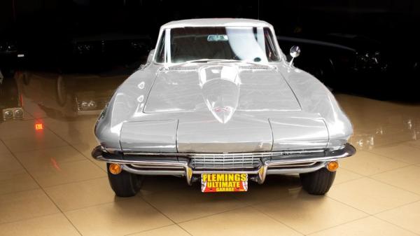 1967 Chevrolet Corvette coupe 