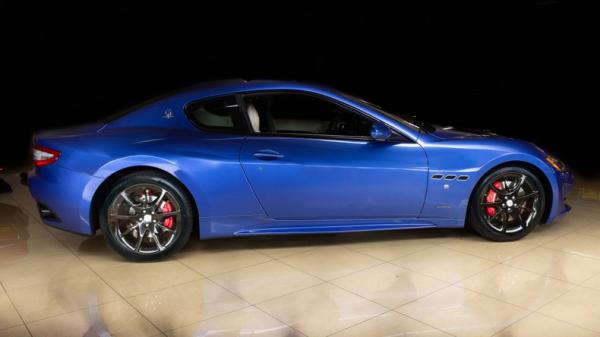 2015 Maserati Gran Turismo S 