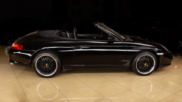 2004 Porsche 911 Carerra cabriolet 