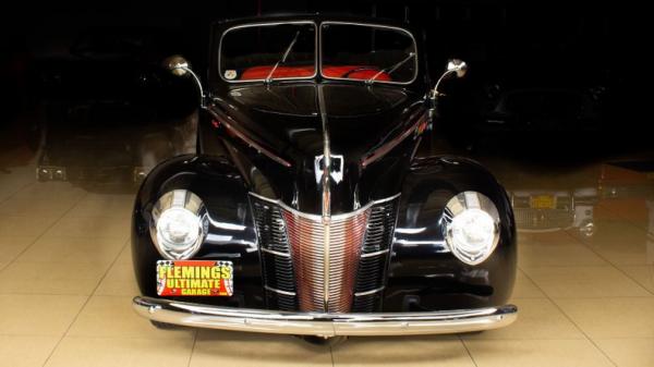 1940 Ford Cabriolet street rod 