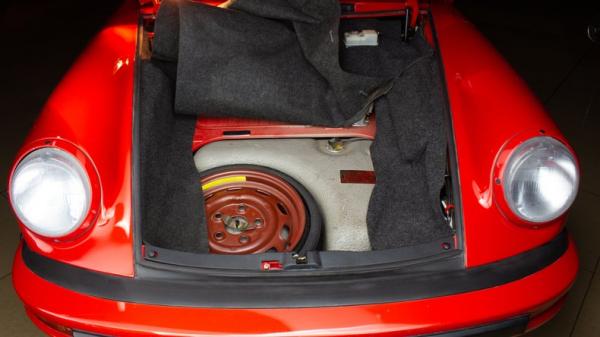 1988 Porsche 911 Cabriolet 
