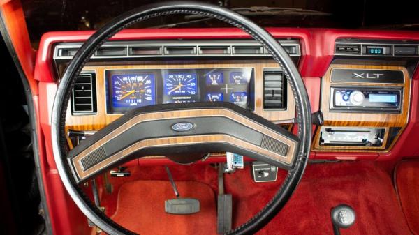 1982 Ford Bronco XLT 4X4 