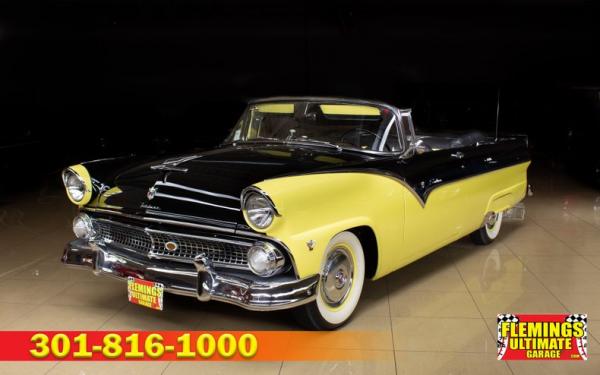 1955 Ford Fairlane Sunliner convertible 