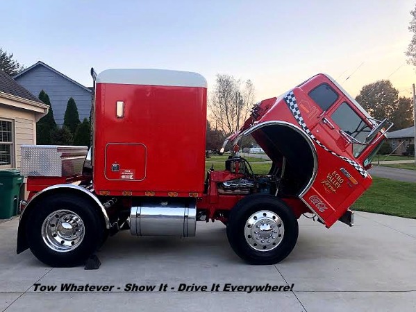 1976 Ford C8000 Truck Tilt Cab Sleeper Cab