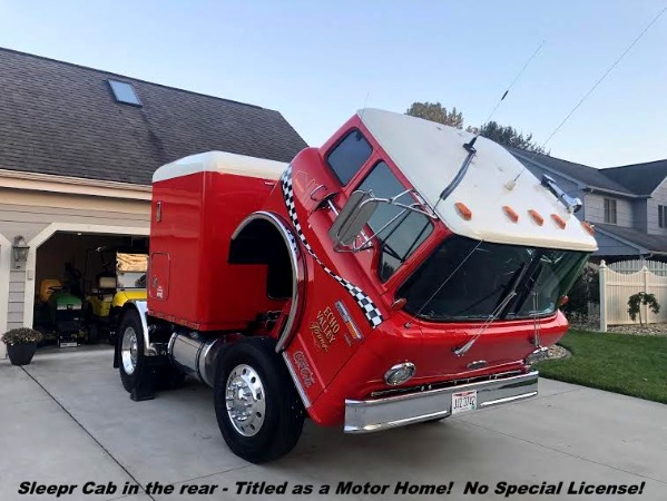 1976 Ford C8000 Truck Tilt Cab Sleeper Cab