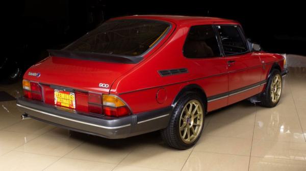 1988 Saab 900 