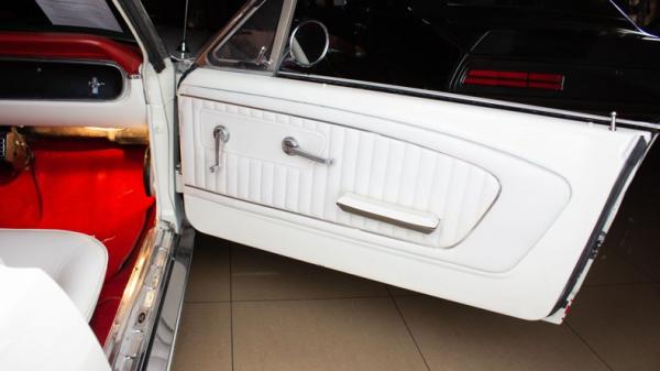 1965 Ford Mustang GT Convertible 