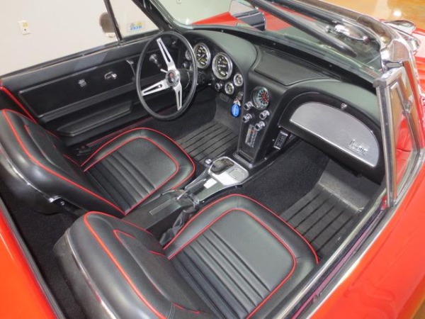 1967 Chevrolet Corvette Restomod Fresh - 2 Tops