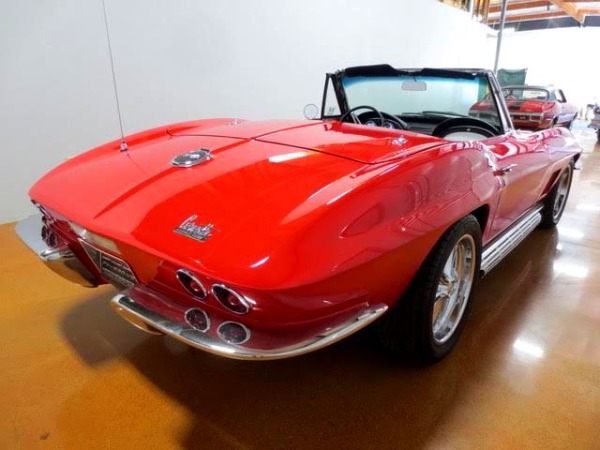 1967 Chevrolet Corvette Restomod Fresh - 2 Tops