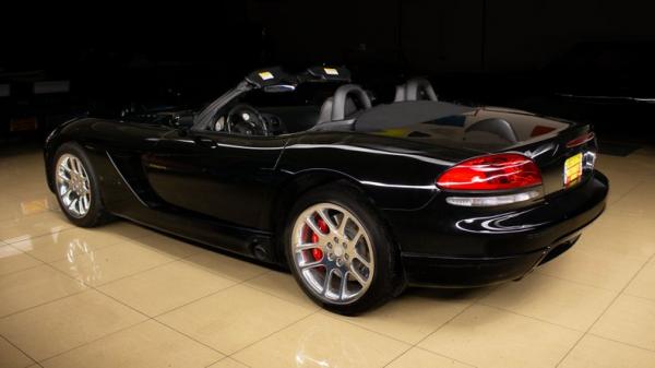 2004 Dodge Viper SRT/10 Roadster 