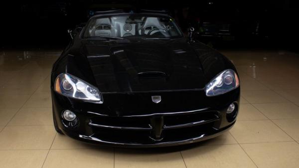 2004 Dodge Viper SRT/10 Roadster 