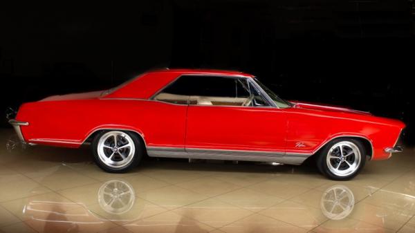 1965 Buick Riviera 